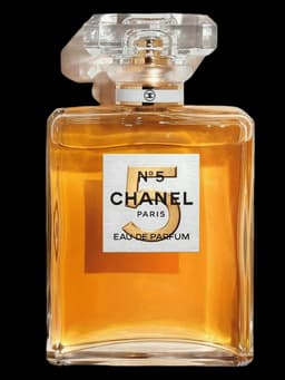 Chanel No 5 Eau de Parfum 100th Anniversary – Ask For The Moon Limited Edition